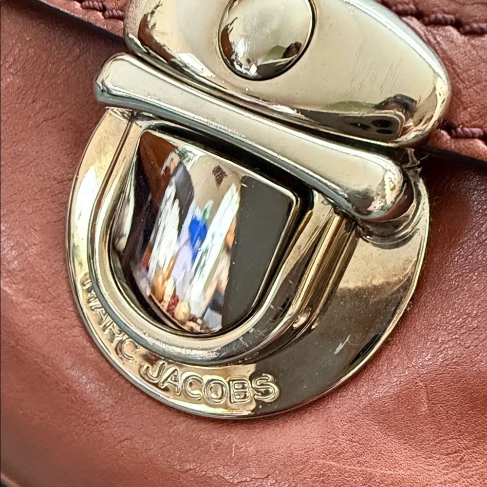 Marc Jacobs Brown Leather Shoulder Bag - Picture 2 of 14